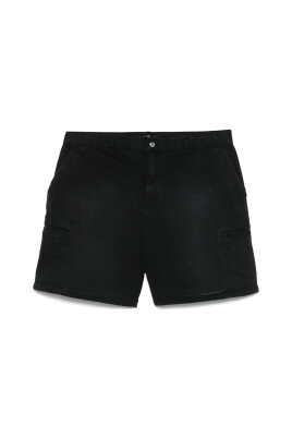 black-belted-shorts-with-pockets