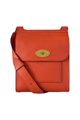 Small Classic Grain Crossbody Bag