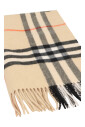 echarpe-de-luxe-en-cachemire-avec-franges