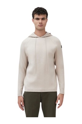 sainz-sweater