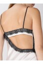 robe-elegante-en-dentelle