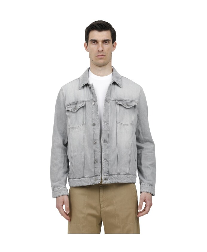 denim-jacket-with-pockets