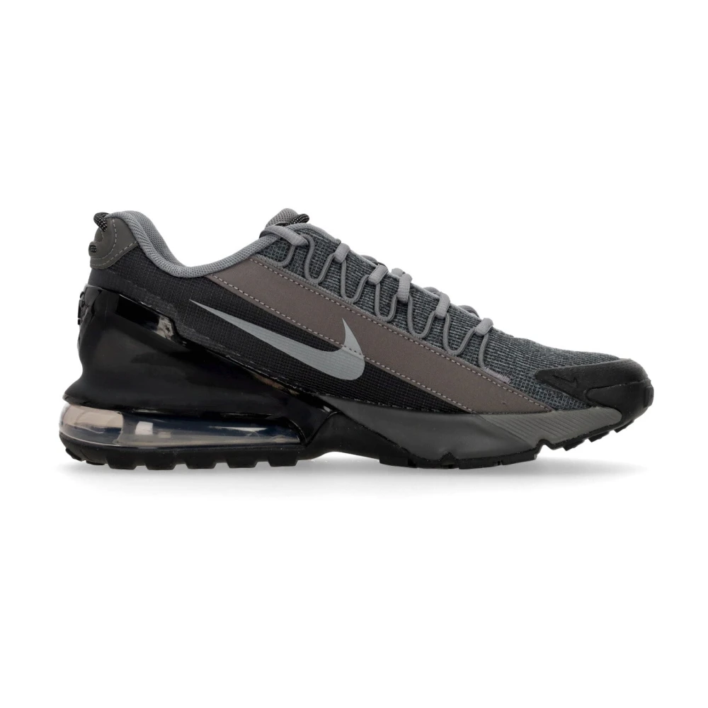 Nike Men's Gray Pulse Roam Low Shoe Grey Trainers - Running Shoes - 12 Uk - Sport