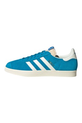 gym-shoes-gy7337