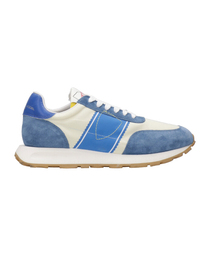 sneakers-en-tissu-technique-et-en-daim
