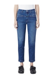 Straight Jeans