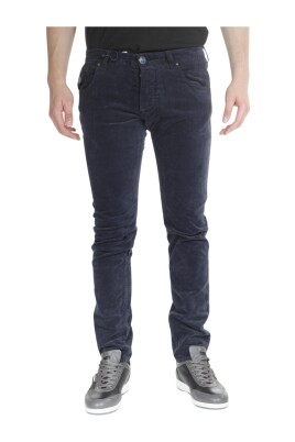 denim-pants