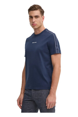 logo-tape-t-shirt