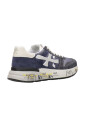 baskets-bleues-avec-inserts-en-cuir