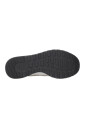 baskets-blanches-en-maille-et-daim