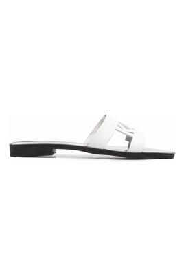 flat-sandal