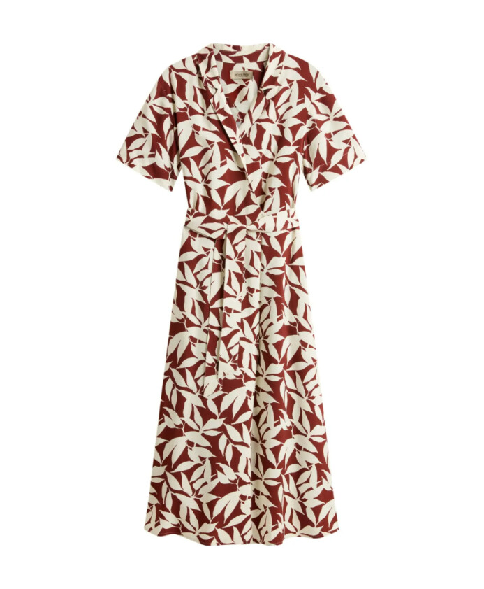 red-wrap-dress-with-bowling-collar