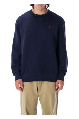 stylish-crewneck-sweatshirt