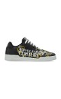 baskets-noires-lacets-semelle-plate