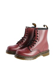 Schnürstiefel