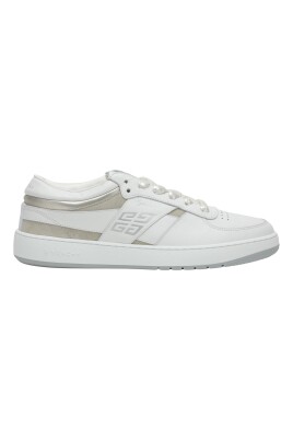 low-top-sneaker