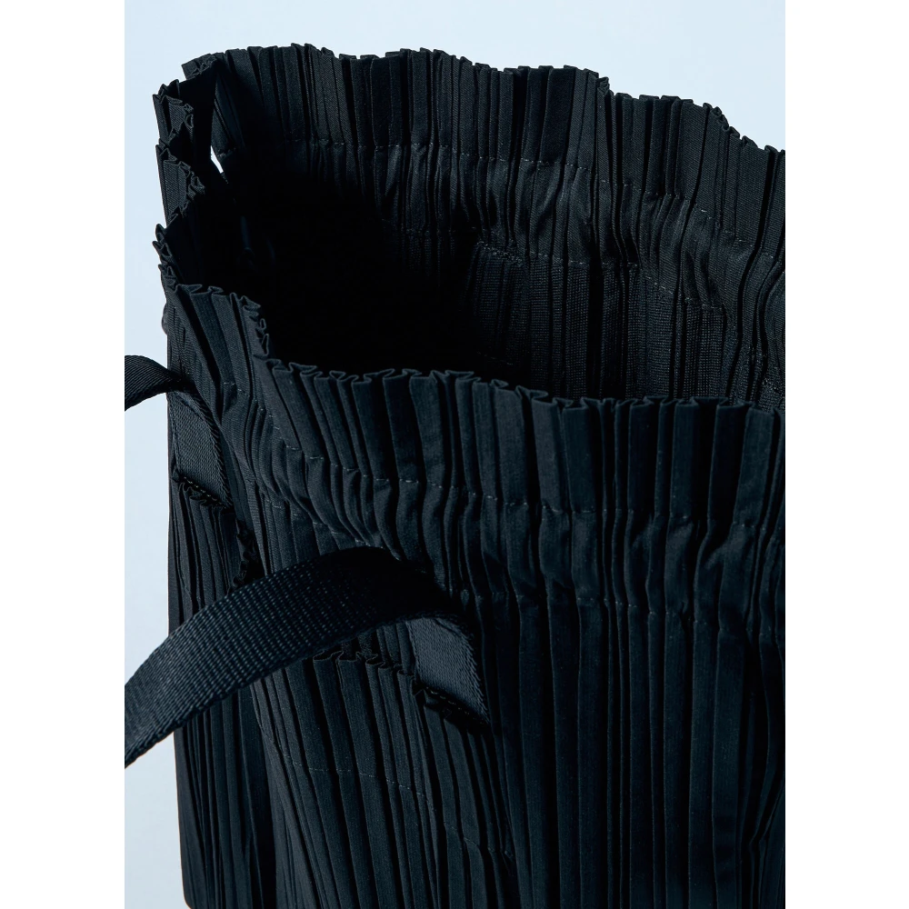 Issey Miyake Geplooide Handtas Black Dames