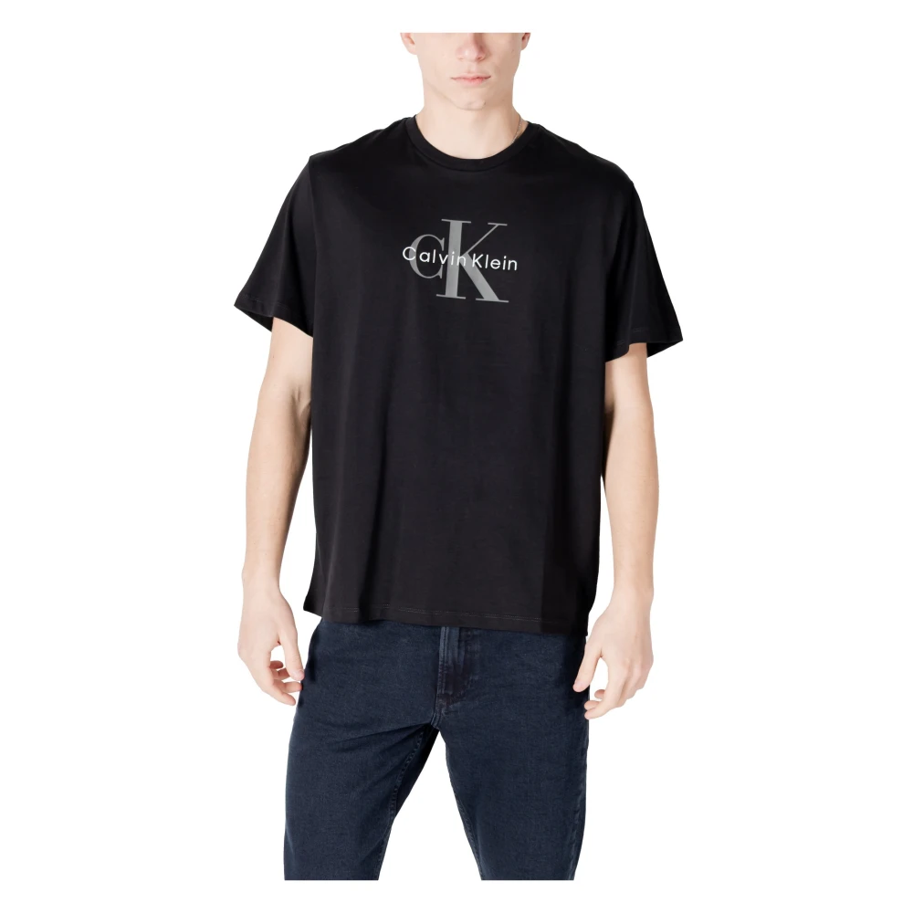 Calvin Klein Jeans Men's Black Monogram Crew Neck Short Sleeve T-Shirt - S - Image 7