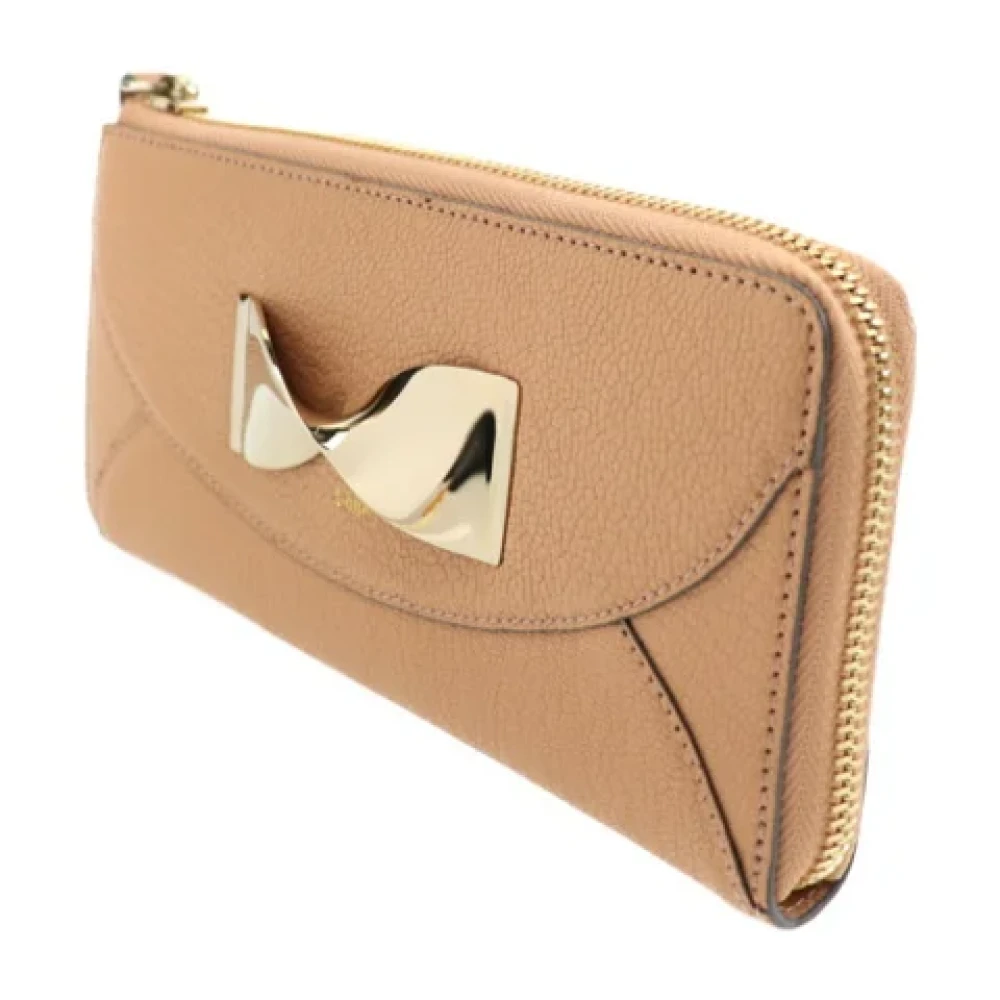 Chloé Pre-owned Leather wallets Beige Dames