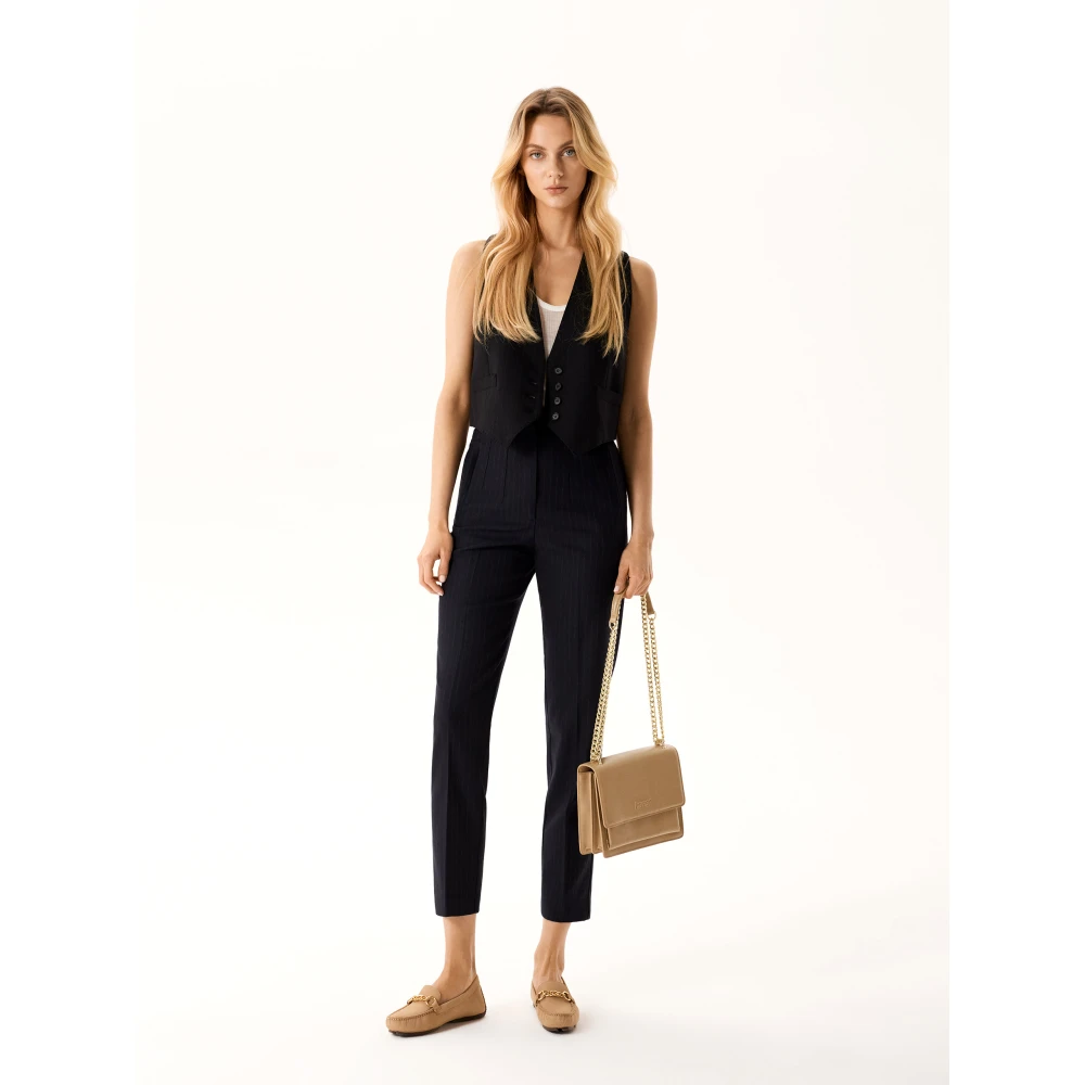 Kazar Leren tas met een klep en een metalen hanger Beige Dames