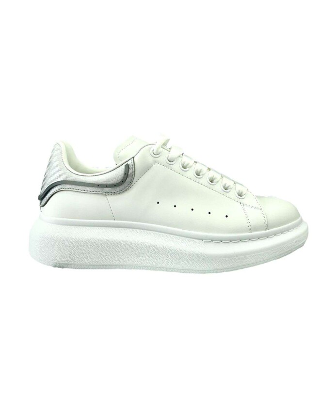 casual-sneakers-for-everyday-wear