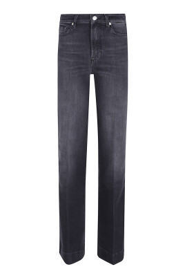 high-waisted-flared-black-jeans