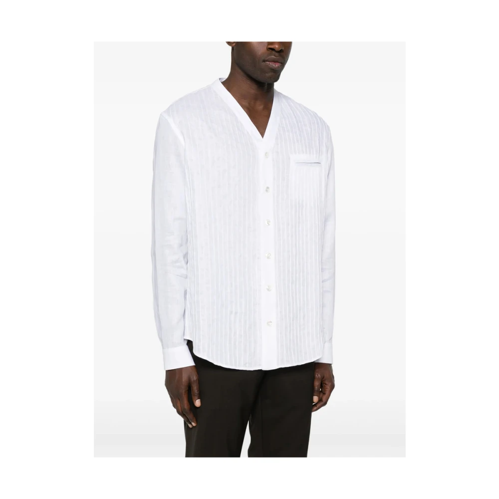 Giorgio Armani Witte V-hals Shirt met Knoopsluiting White Heren