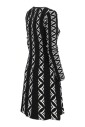 robe-noire-a-manches-courtes
