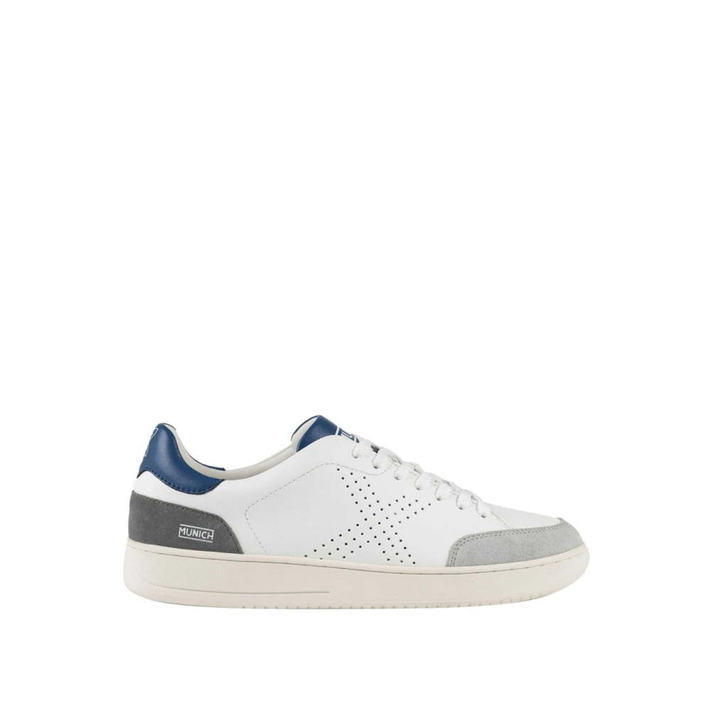 Shoes > Sneakers - - Munich - Modalova