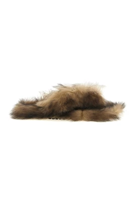 Shearling flip-flops