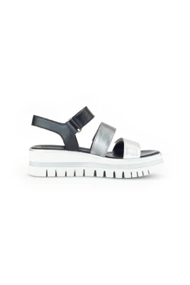 Sandaler i lädermix