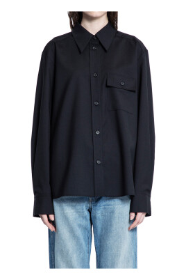 chemise-noire-en-laine-a-col-classique