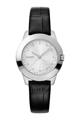 classic-leather-strap-quartz-watch