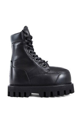 rubber-scarf-boot