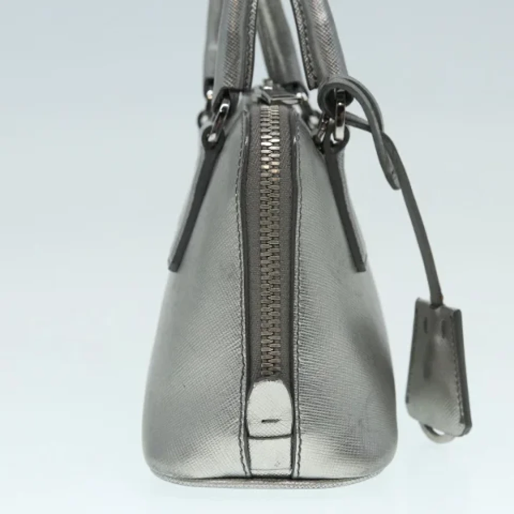 Prada Vintage Pre-owned Leather prada-bags Gray Dames