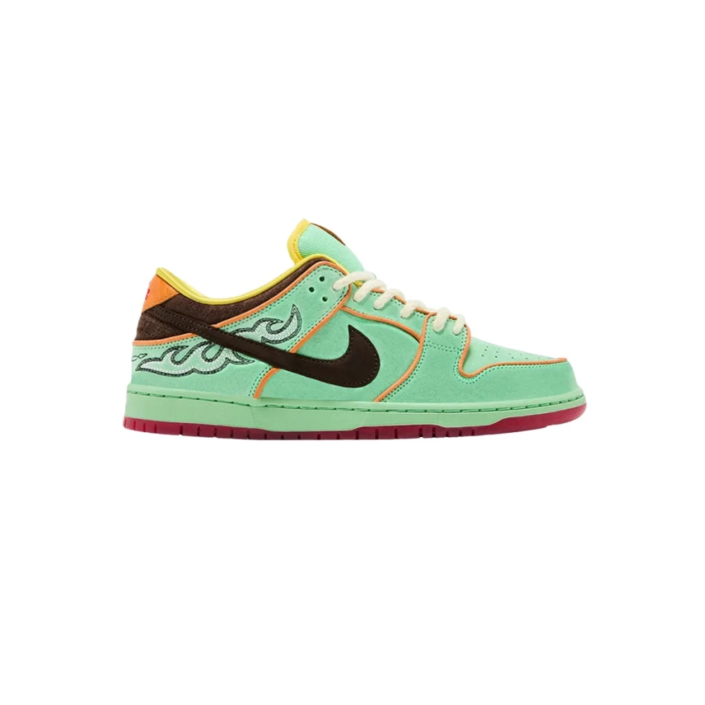 Nike - Shoes > Sneakers - Green - Nike - Modalova
