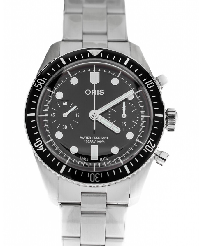 77177914054-0782018-divers-sixty-five-chronograph