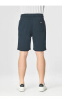 witte-bermuda-shorts-met-elastische-taille