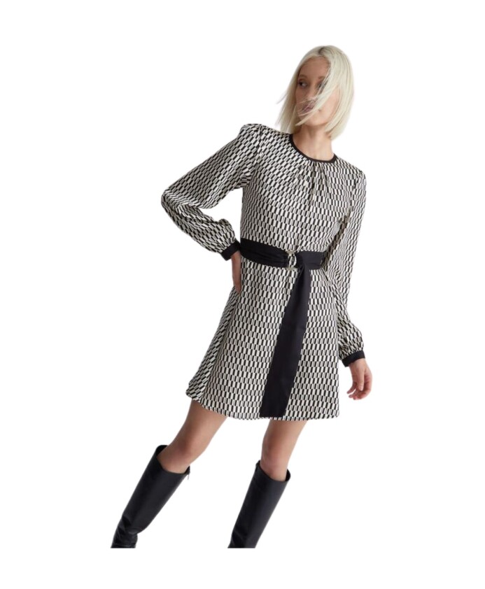 robe-flaire
