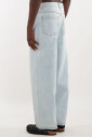 jean-denim-coupe-large-blanchi