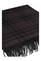 geruite-cashmere-sjaal-met-franje