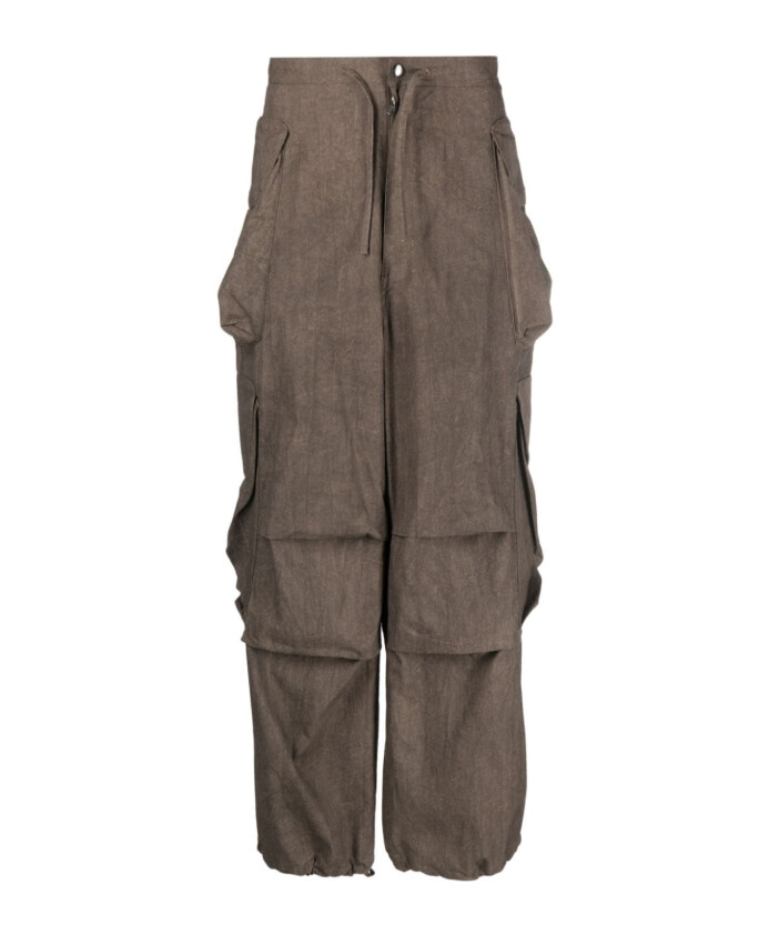 cargo-brunette-car-tapered-trousers