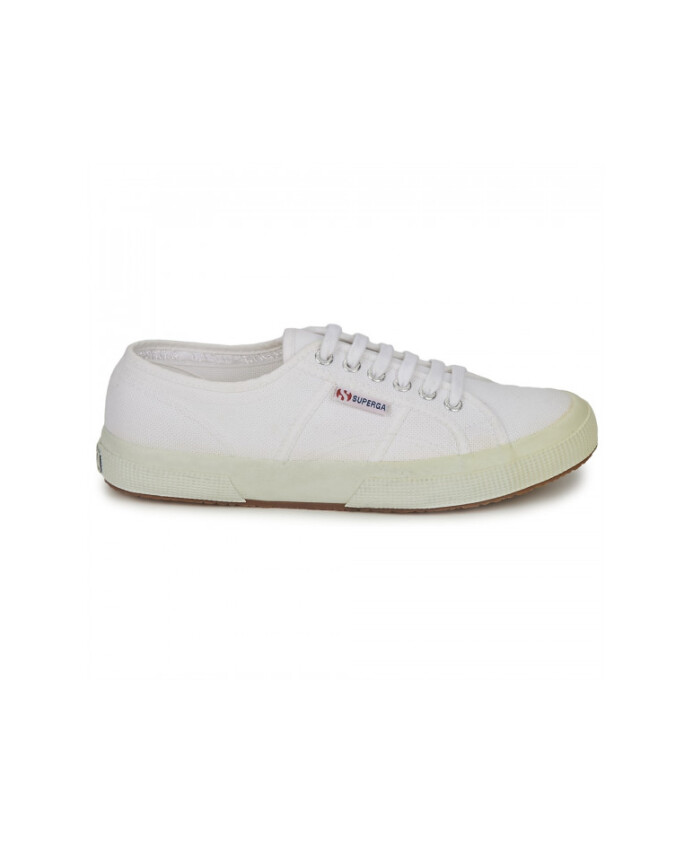 tennis-classiques-blanches-en-toile