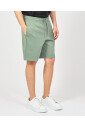 groene-shorts-met-zijzakken
