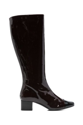 brown-knee-high-boots-with-block-heel