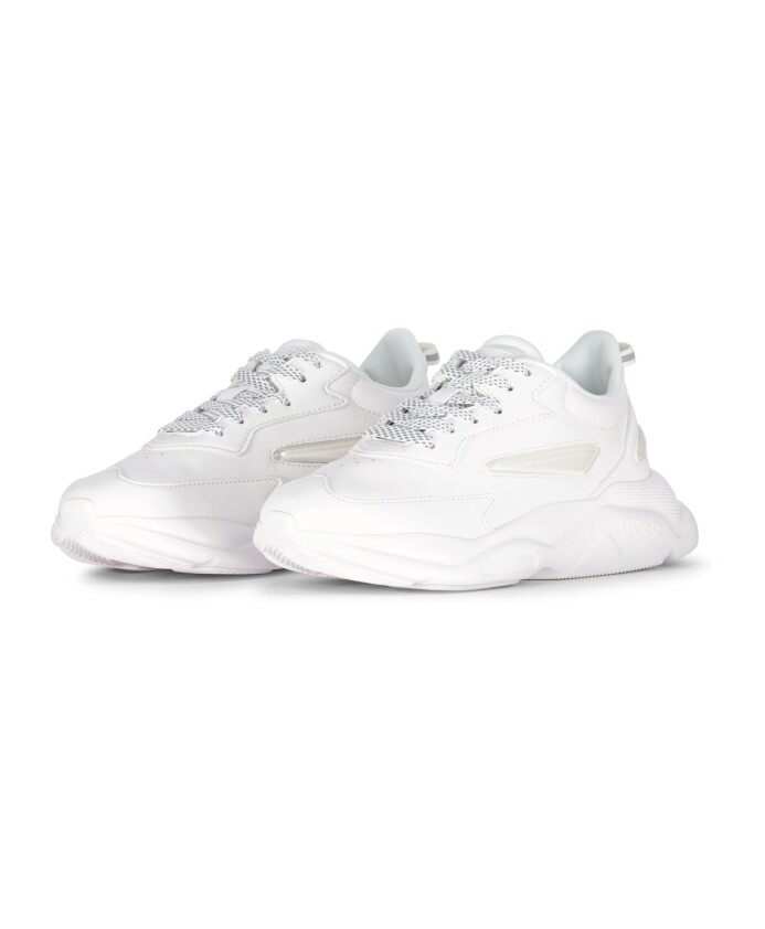 sneaker-transparent-avec-tirette