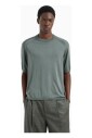 pull-en-tricot-vert-a-manches-courtes