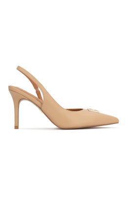 Pumps med spetsig tå och slingback