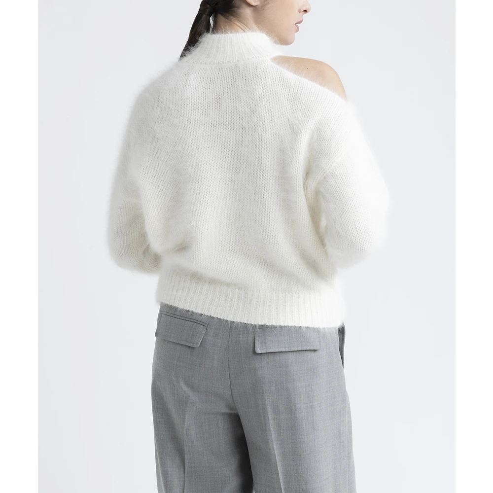 PESERICO Angora wollen trui met uitgesneden schouder White Dames