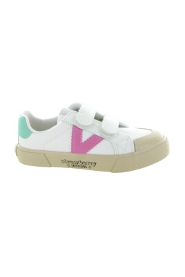 stylish-shoes-23762